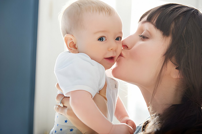 Precautions For A Mother's Kiss photo