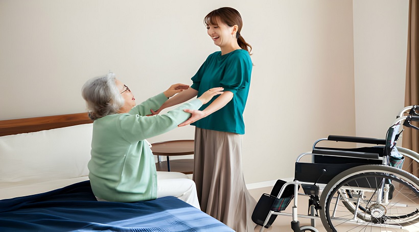 Read more about the article When To Put Mother In a Nursing Home?