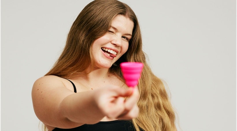Read more about the article Menstrual Cups vs. Tampons and Pads: Pros and Cons