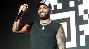 Read more about the article Tyler Lepley Parents, Age, Height, Nationality, Girlfriend, Kids, Wife, Net Worth