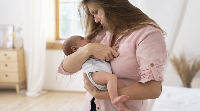 Read more about the article The New Mom’s Guide to Postpartum Clothes