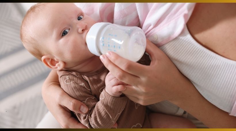You are currently viewing How to Clean Baby Bottles And Feeding Equipment Correctly